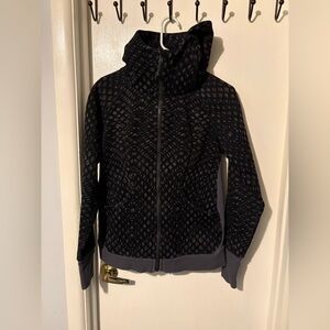 lululemon athletica scuba